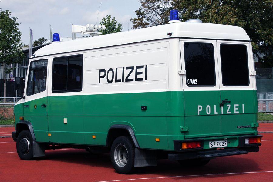  Mercedes-Benz 609 D Polizei Befehlskraftwagen 1986 года  (фото 2 из 2)